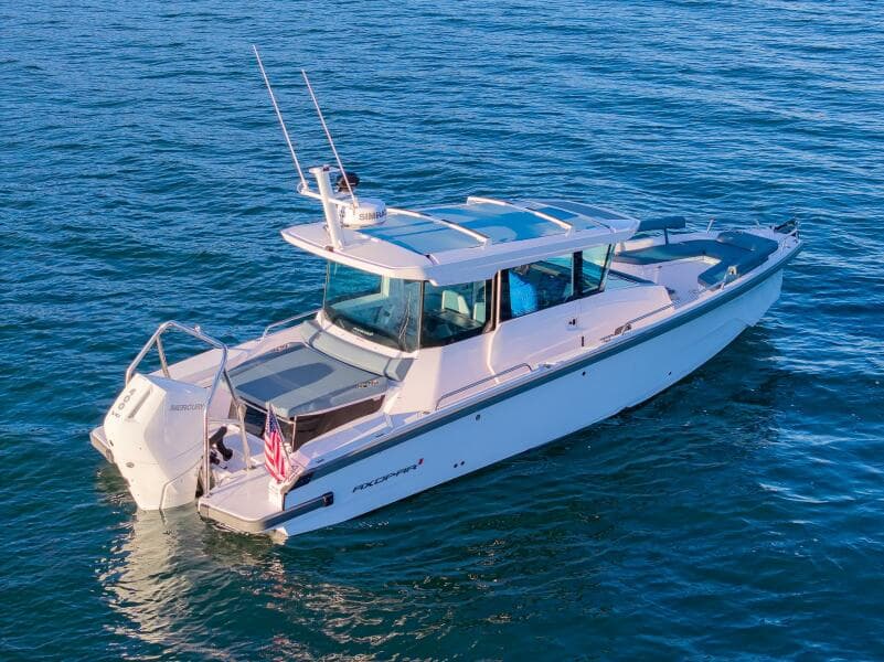 2026 Axopar Cross Cabin