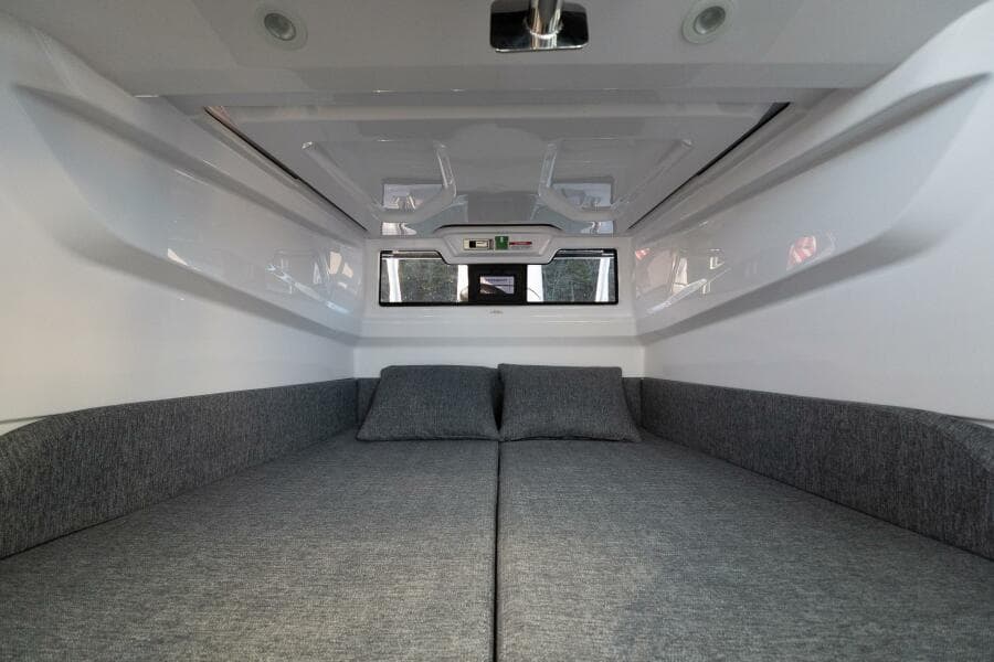 2026 Axopar Cross Cabin