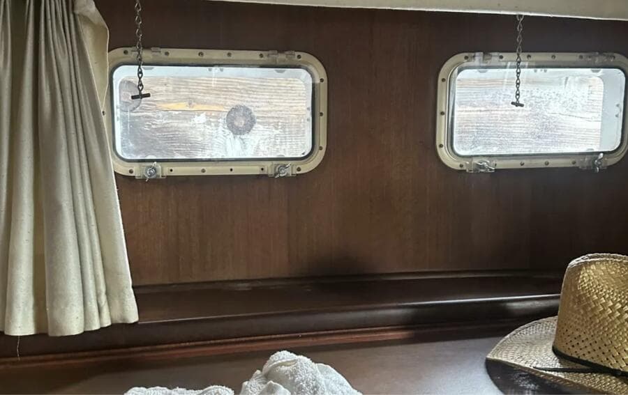 1974 Hatteras 58 Yachtfish