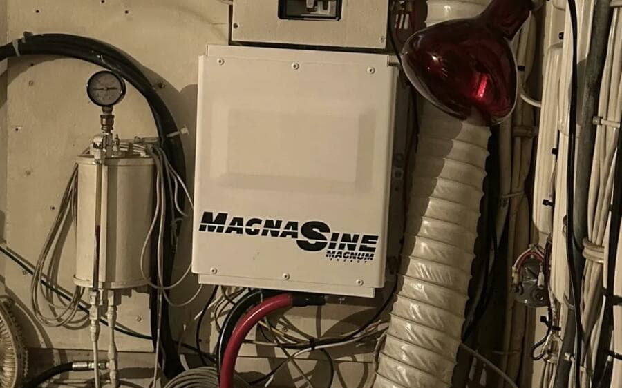 1974 Hatteras 58 Yachtfish