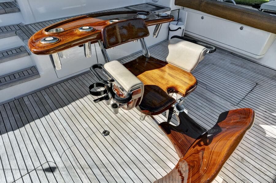 2008 Viking 74 Enclosed Bridge