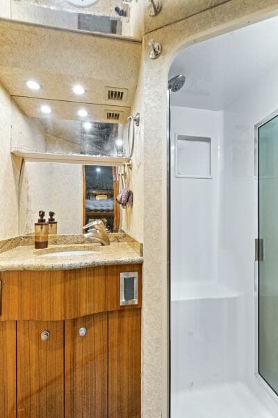 2008 Viking 74 Enclosed Bridge