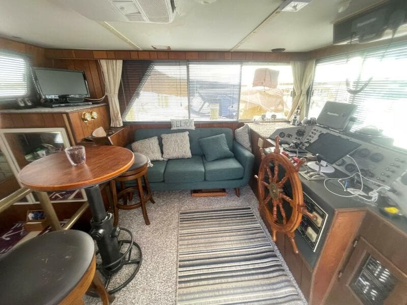 1991 Gibson 37 Standard Houseboat