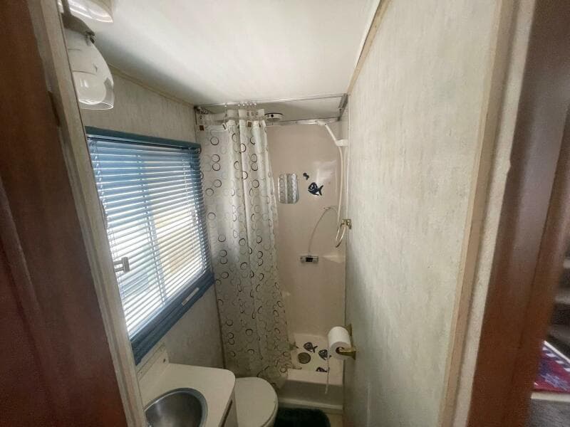 1991 Gibson 37 Standard Houseboat