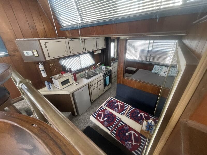 1991 Gibson 37 Standard Houseboat