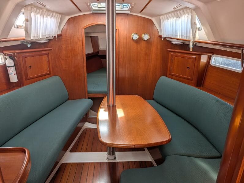 2001 Beneteau Oceanis 331