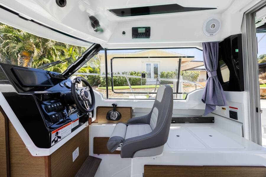 2022 Jeanneau NC 795 Series 2