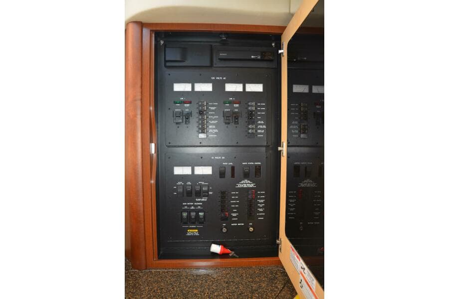 2007 Sea Ray 44 Sundancer