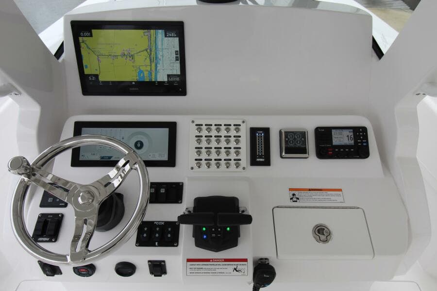 2024 Intrepid Nomad SE