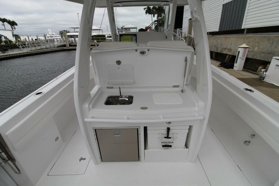 2024 Intrepid Nomad SE