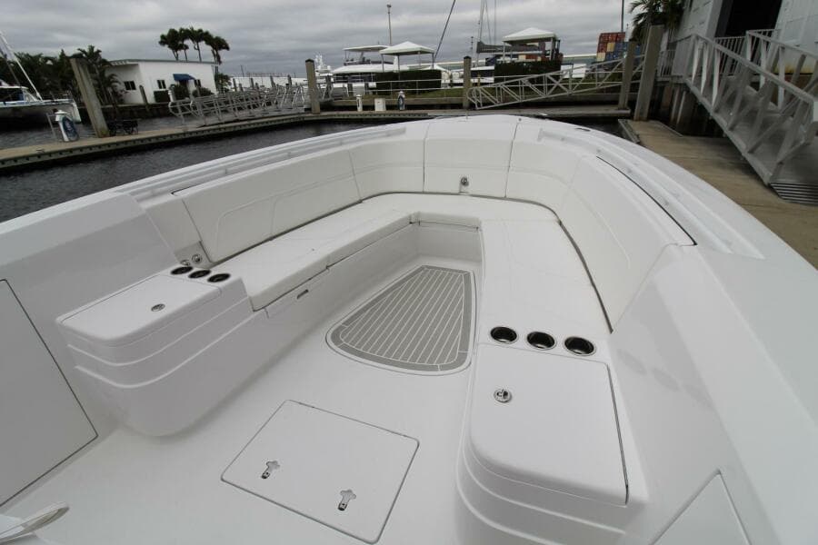 2024 Intrepid Nomad SE