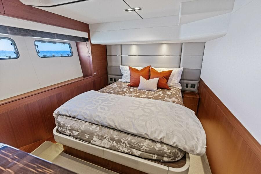 2018 Princess Y75 Motor Yacht