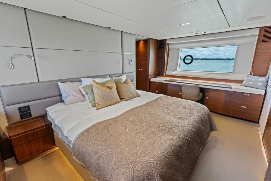 2018 Princess Y75 Motor Yacht