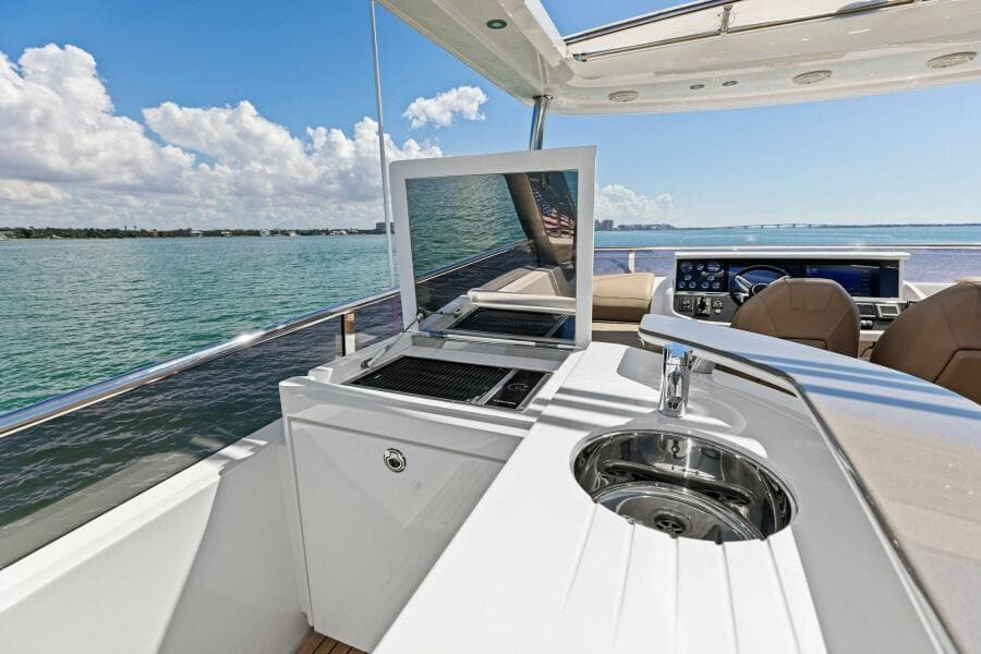 2018 Princess Y75 Motor Yacht