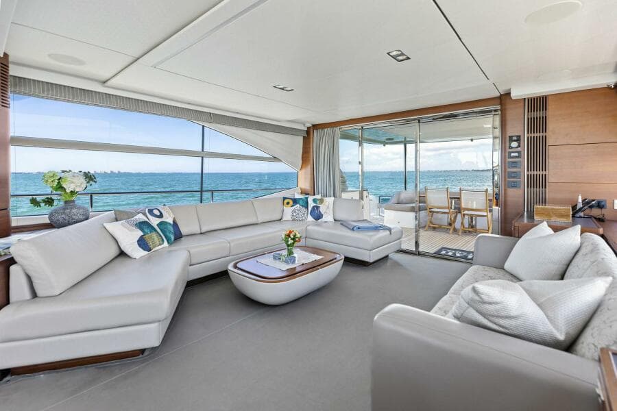 2018 Princess Y75 Motor Yacht