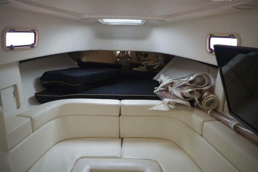 1994 Intrepid 376 Walkaround