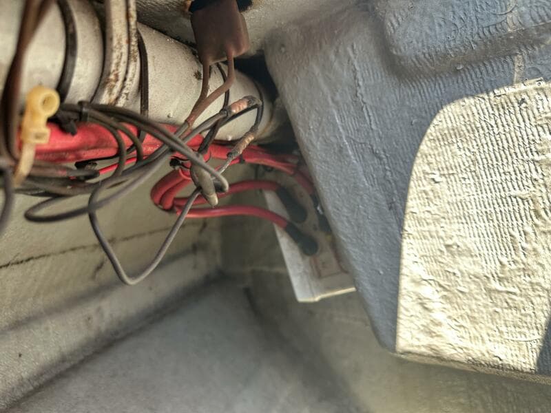 1994 Intrepid 376 Walkaround