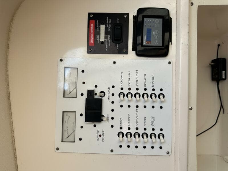 1994 Intrepid 376 Walkaround