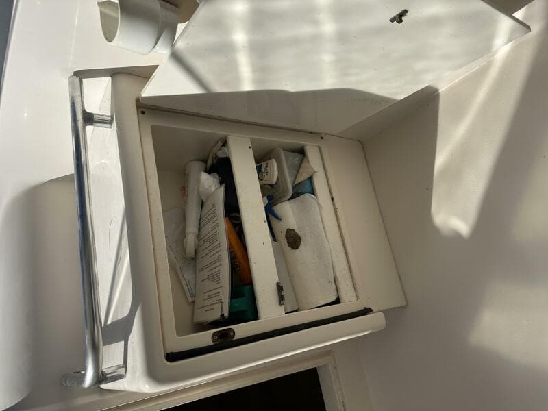 1994 Intrepid 376 Walkaround