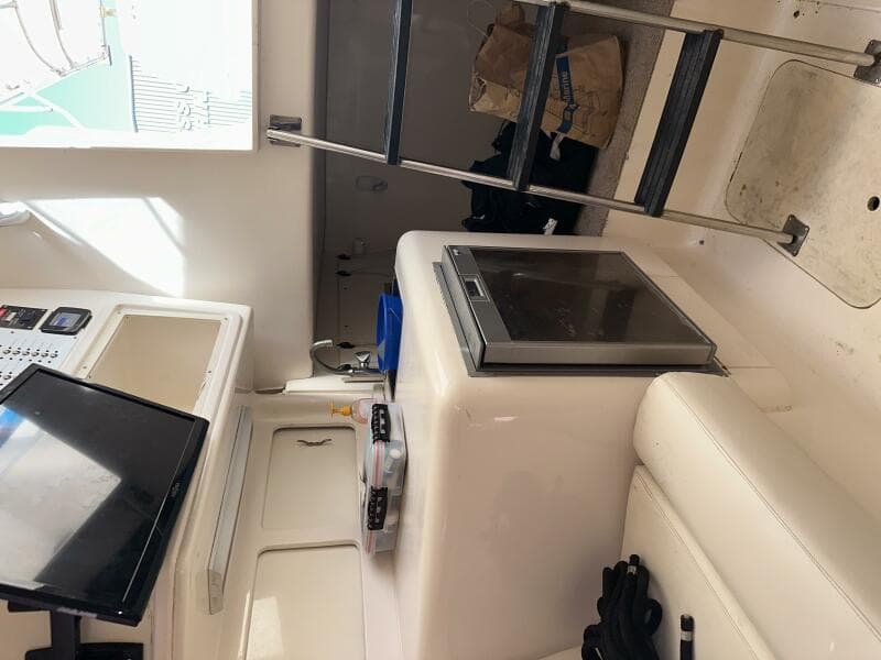 1994 Intrepid 376 Walkaround