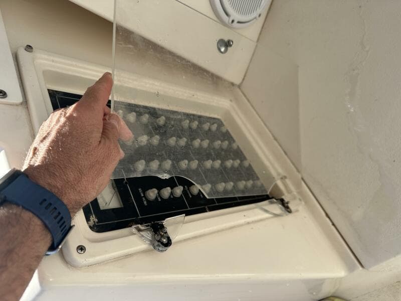 1994 Intrepid 376 Walkaround