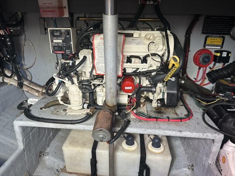 1994 Intrepid 376 Walkaround