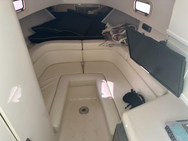 1994 Intrepid 376 Walkaround