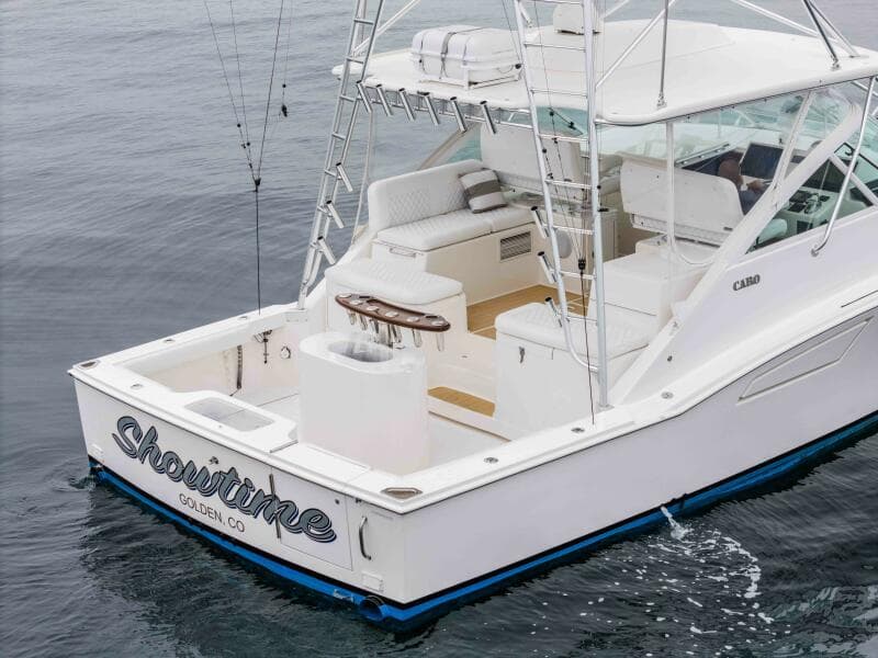 2008 Cabo 38 Express SHOW TIME - Cockpit