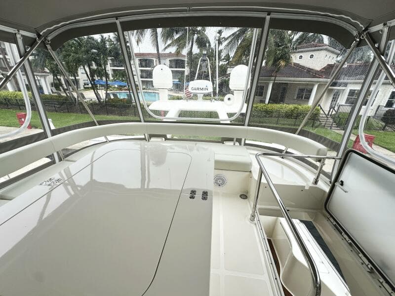 2014 Ferretti Yachts 530