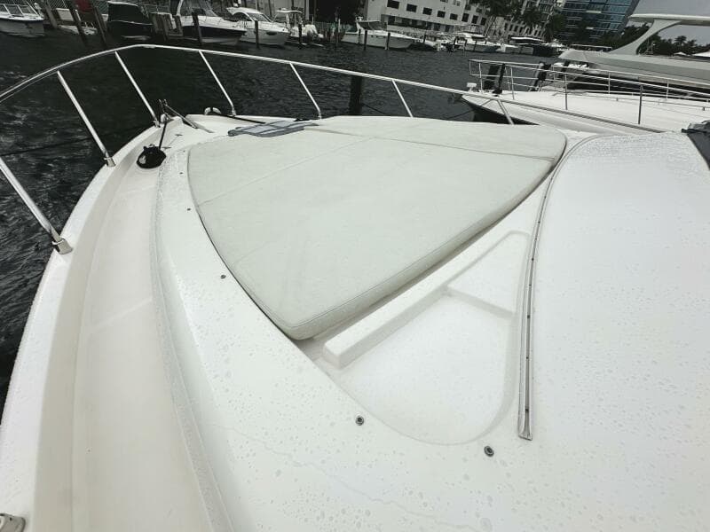 2014 Ferretti Yachts 530