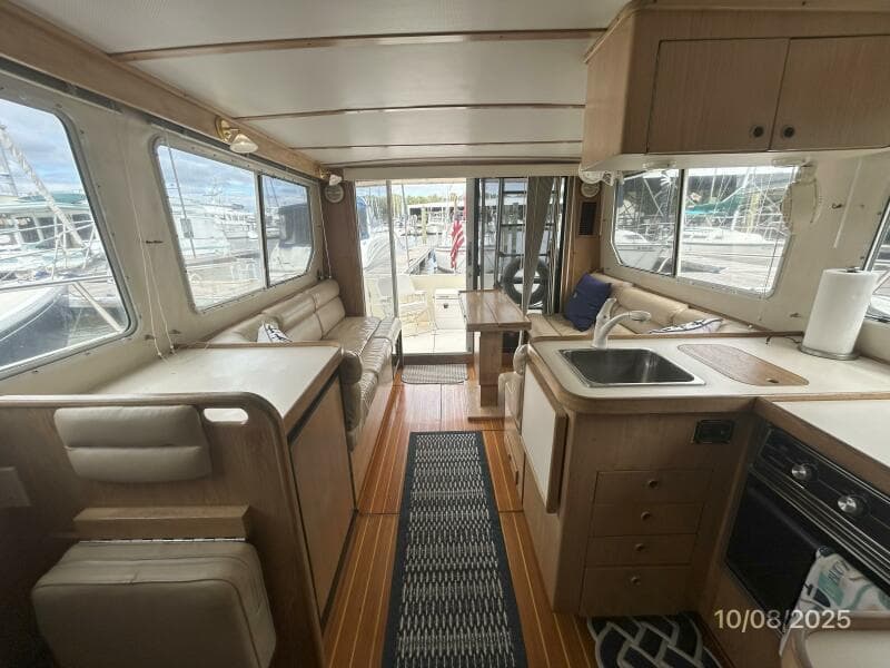 34' Sabreline salon aft