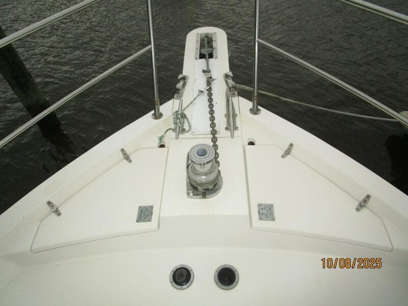 34' Sabreline anchor windlass
