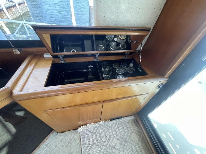 1993 Viking 50 Motor Yacht