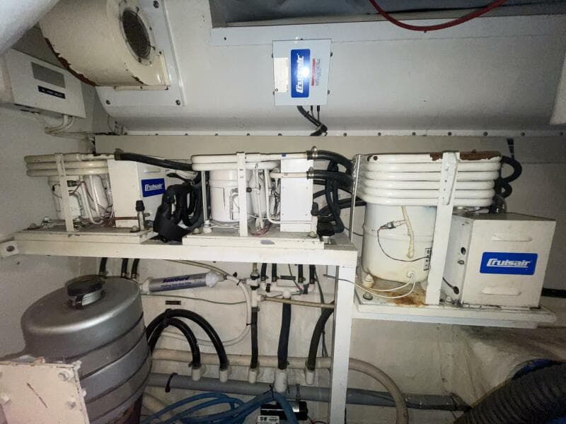 1993 Viking 50 Motor Yacht