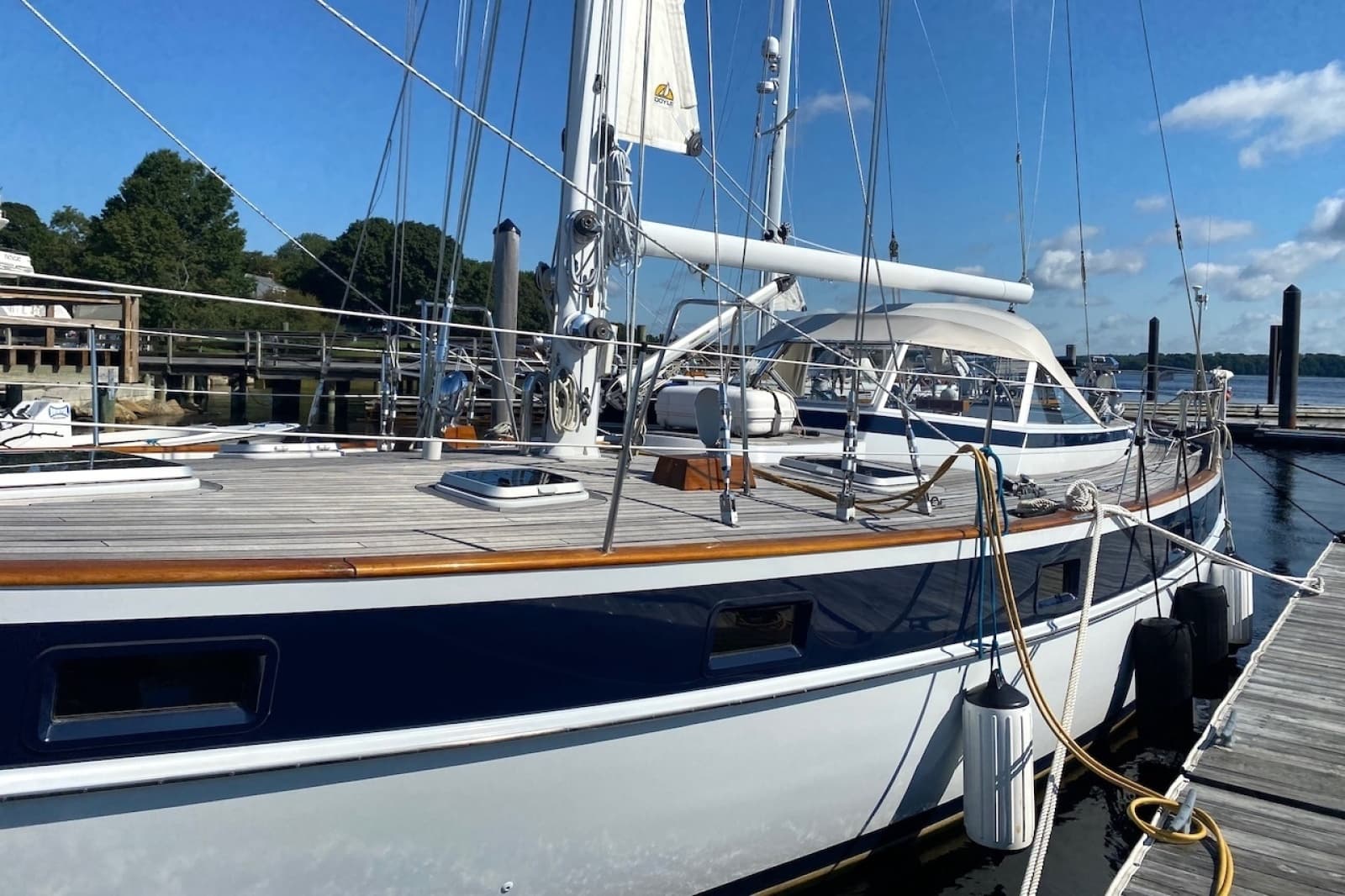 1984 Hallberg-Rassy 49 - Photo 4