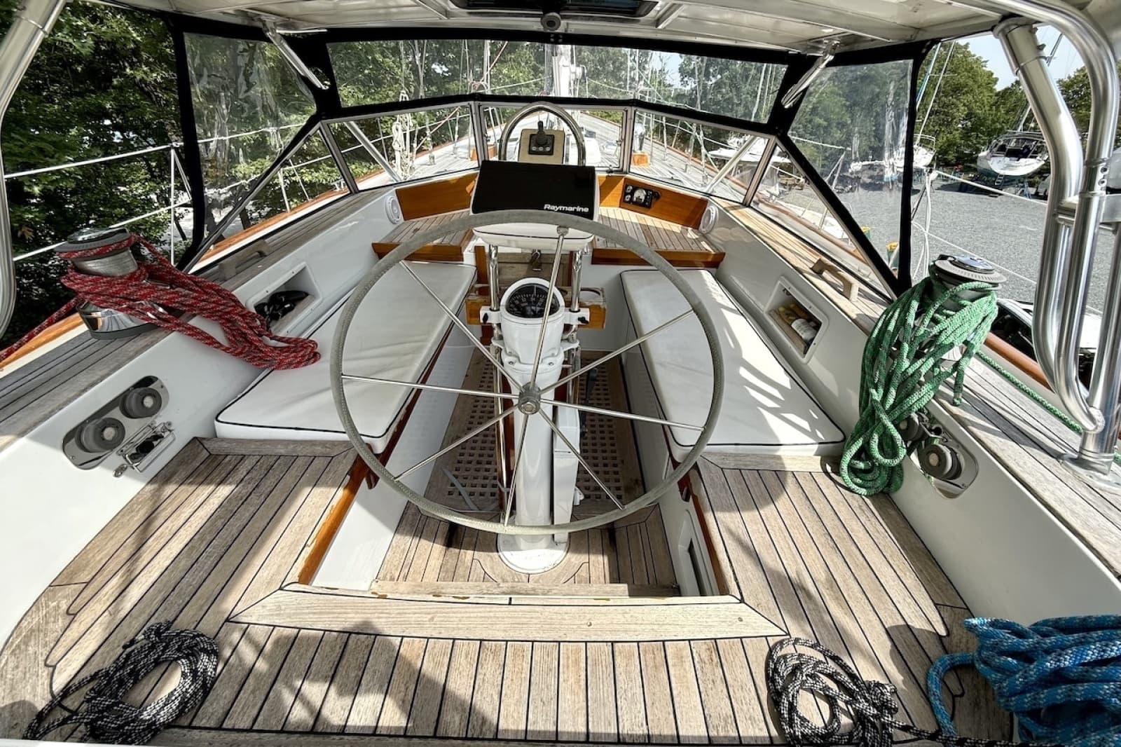 1984 Hallberg-Rassy 49 - Photo 18