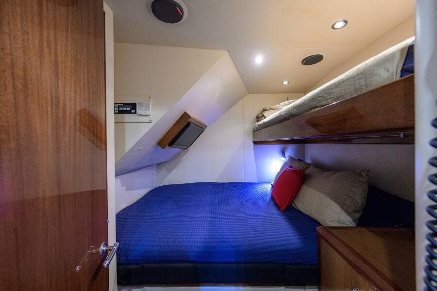 2009 Hatteras Enclosed Bridge