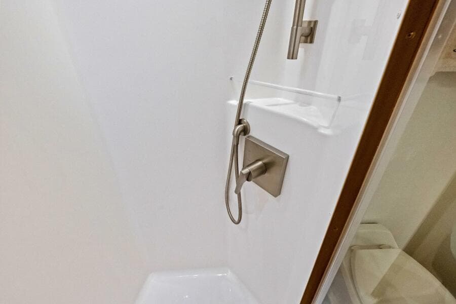 2012 82 Viking Convertible - Lady Di