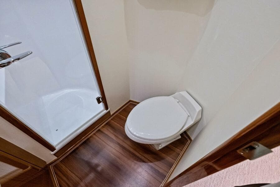 2012 82 Viking Convertible - Lady Di