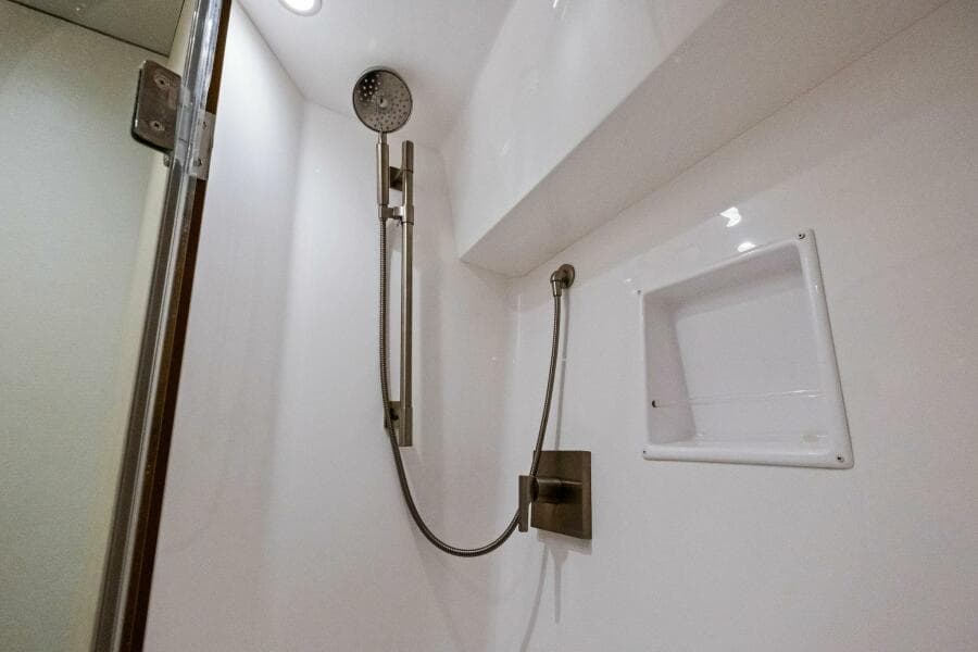 2012 82 Viking Convertible - Lady Di