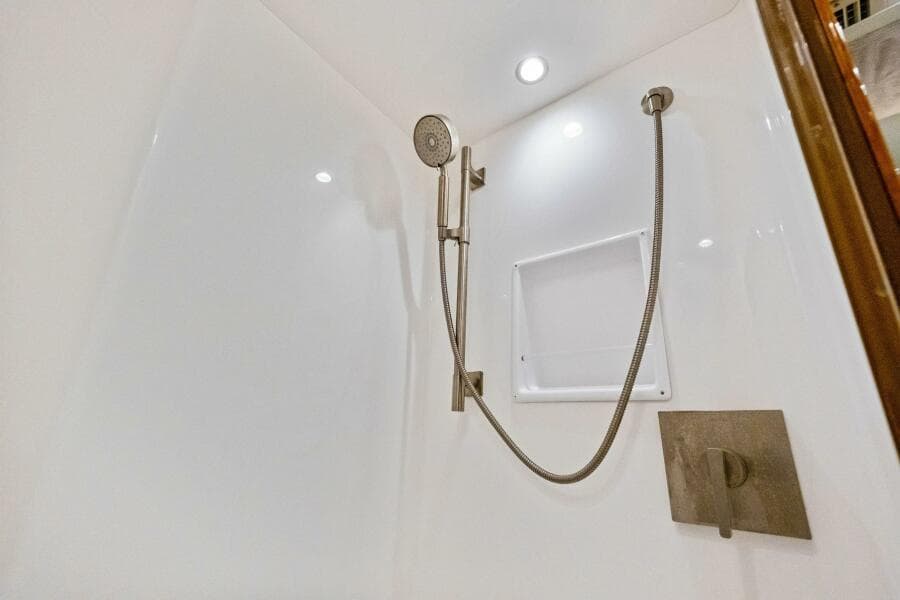 2012 82 Viking Convertible - Lady Di