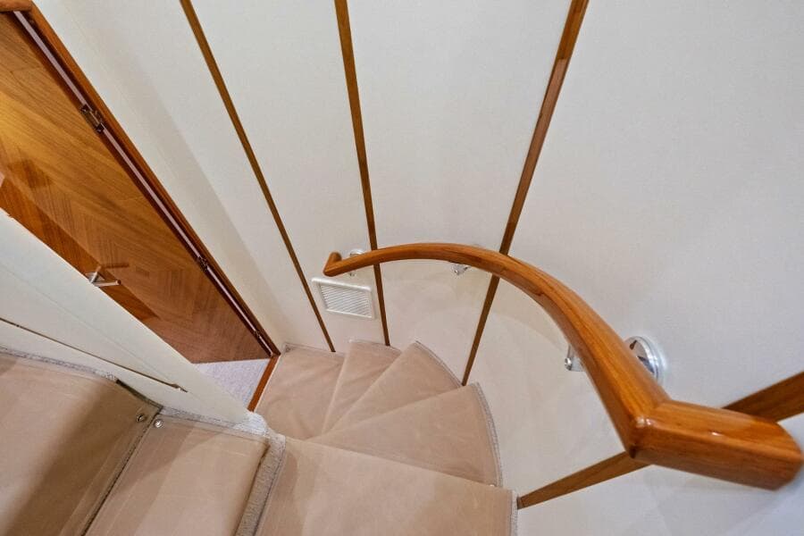 2012 82 Viking Convertible - Lady Di