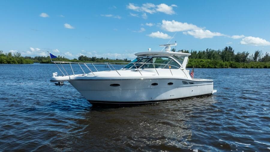 2005 Tiara Yachts 3200 Open