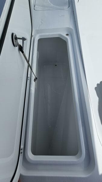 2025 Costa Custom 34SV