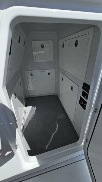 2025 Costa Custom 34SV