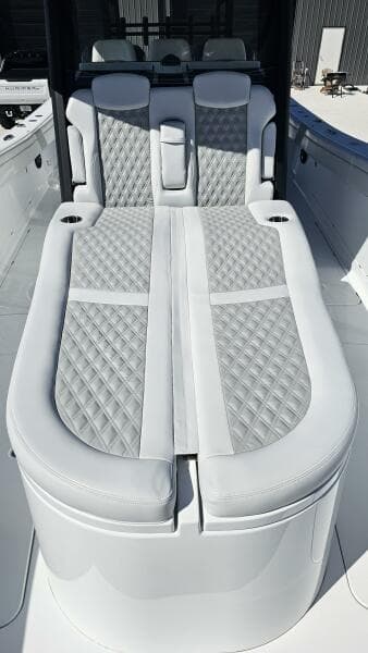 2025 Costa Custom 34SV