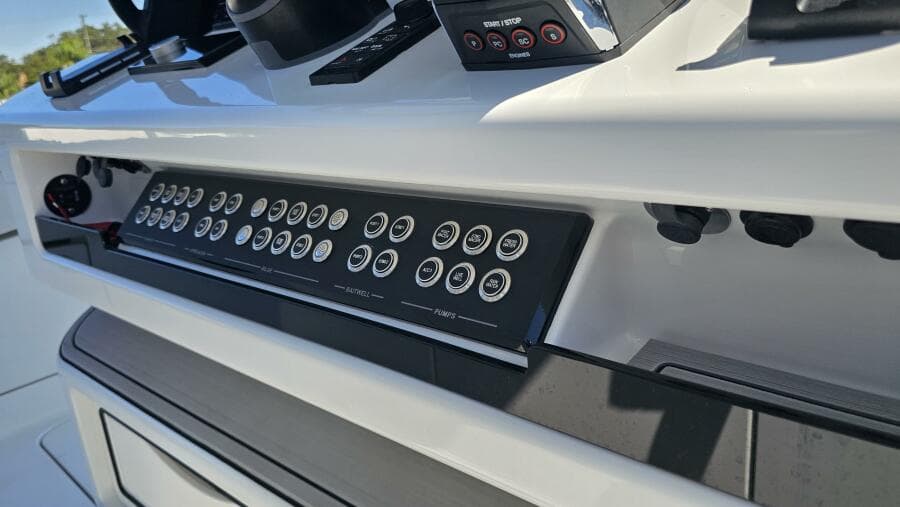 2025 Costa Custom 34SV