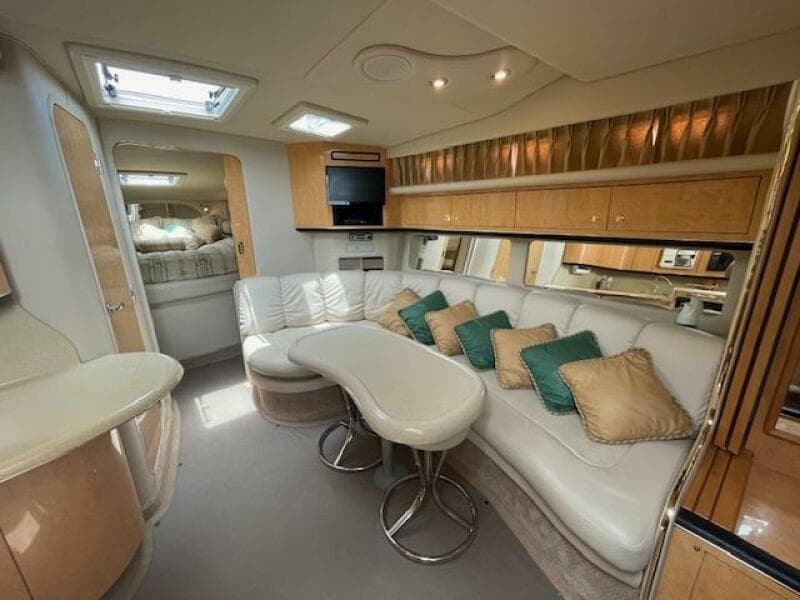 1998 Sea Ray 370 Sundancer