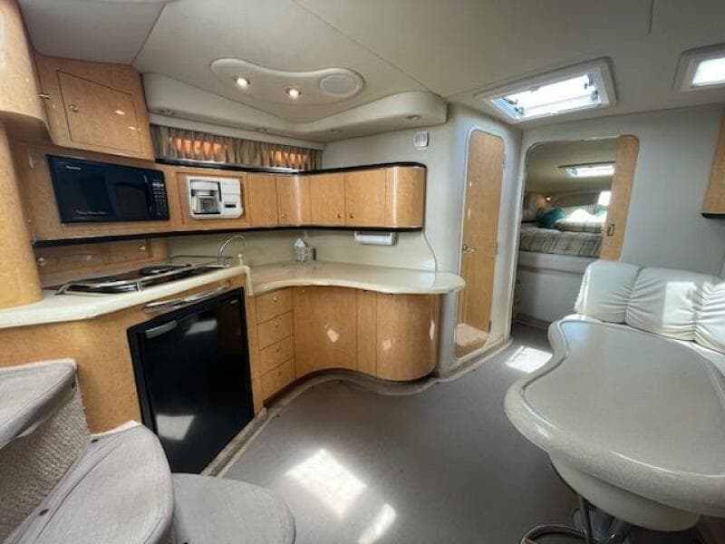 1998 Sea Ray 370 Sundancer