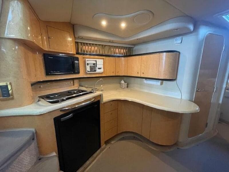 1998 Sea Ray 370 Sundancer